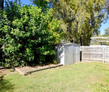 CHARMING 3 BEDROOM HOME WITH OUTDOOR AREA - Photo 2