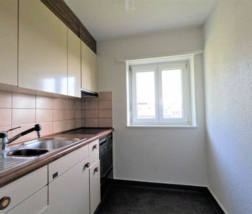 Geräumige und helle 4 Zimmer Wohnung in Zentrumsnähe. Ohne Balkon - Photo 4