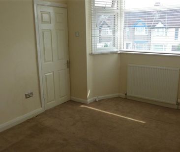 2 bedroom end of terrace house to rent - Photo 1