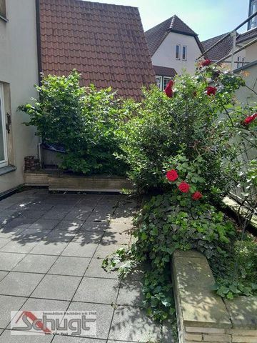 Exposé 2695 • WG geignete 5 ZKB-Wohnung mit Dachterrassein der Nähe der FH! - Foto 2