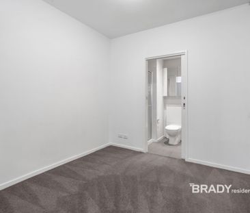 603/25-33 Wills Street, Melbourne - Photo 2