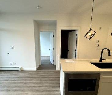 2 Bed, 1 Bath Condo for Rent - Photo 2