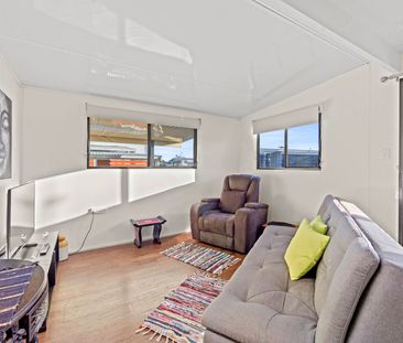 Fully furnished Coastal Charm Unit in Chinderah - Photo 3