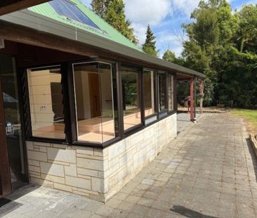 Quiet Living Surrounded by Vineyards - Photo 2