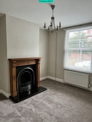 3 bedroom end of terrace house to rent - Photo 1