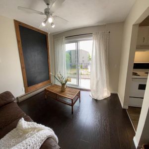 Appartement semi-meublé, wifi prêt a déménager ! - Photo 2