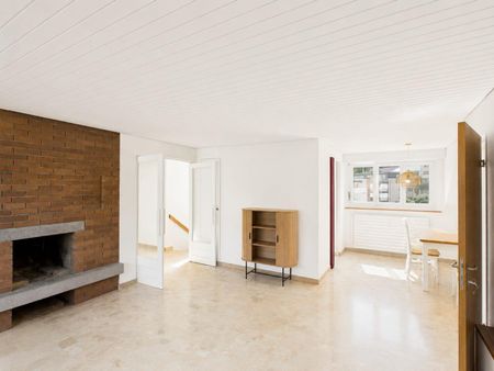 Geräumige Attikawohnung an bester Lage in Frenkendorf - Foto 3