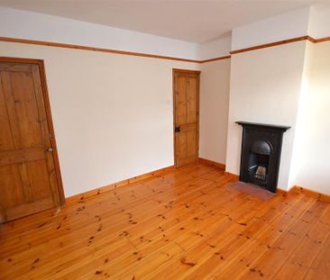3 bedroom end of terrace house to rent - Photo 6