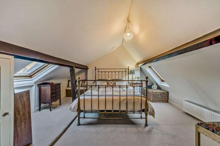 4 bedroom terraced house to rent - Photo 4