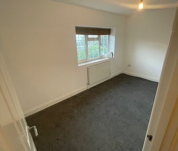 5 Bed Detached House, Grecian Crescent, SE19 - Photo 2