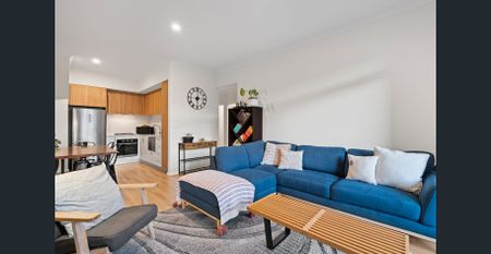 Modern Ground-Floor Apartment at Tomato Lake - Photo 3