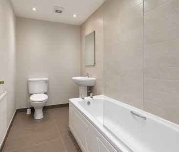 Headingley Crescent, - Photo 6