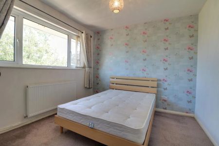 Brookhouse Drive, Crewe - Photo 5