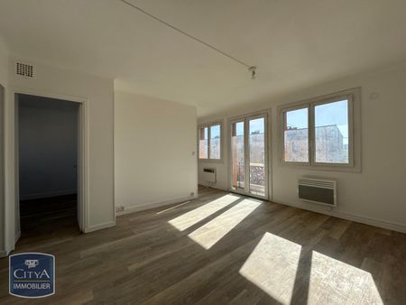 Location Appartement 2 pièces 46m² CARPENTRAS 84200 - Photo 5