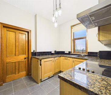 3 bedroom detached house to rent - Photo 6