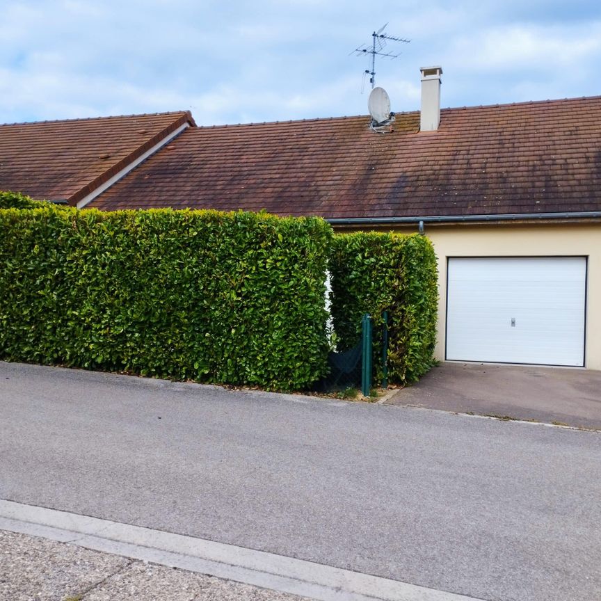 PAVILLON T3 AVEC GARAGE A LOUER SUR VOSNON - Photo 1