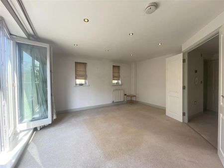 3 bedroom duplex to rent - Photo 4