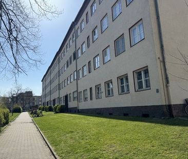 Reinkommen und Wohlfühlen: Frisch sanierte 2-Zimmer-Wohnung in ruhi... - Photo 1