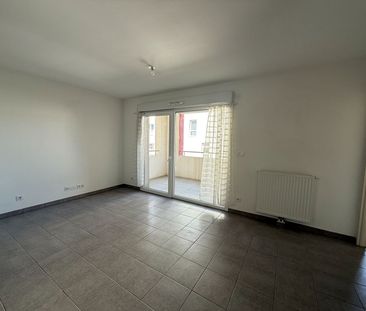 Location appartement 2 pièces, 42.82m², Nîmes - Photo 2