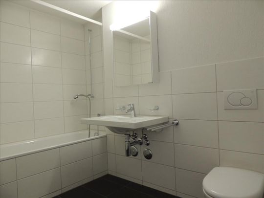 "Mieten ohne Kaution - schöne Wohnung an sehr zentraler Lage" - Photo 1