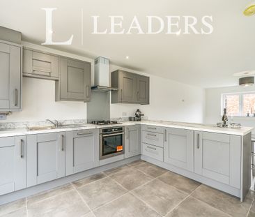 4 bedroom semi-detached to rent Warrington road - Photo 5