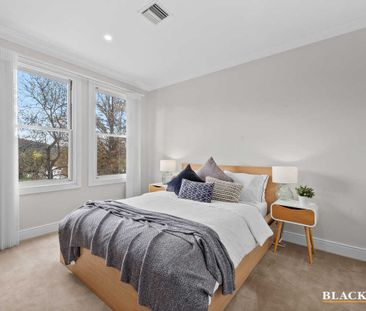 Unrivalled Lakefront Living - Photo 1