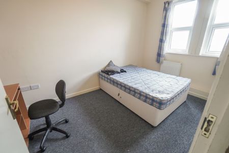 3 Bedroom Flat To Rent in Winton - £1,725 pcm Tenancy Info - Photo 5