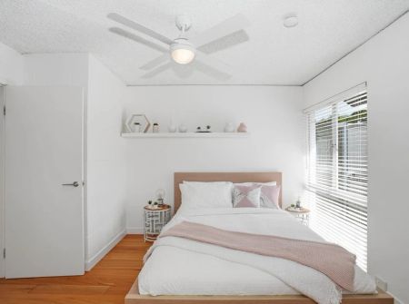 Boutique Riverside Living - Photo 5
