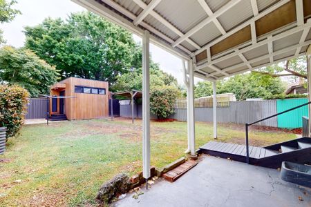 12 Gordon Avenue, Hamilton NSW 2303 - Photo 5