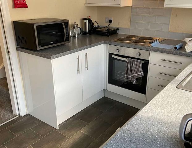 Kitchener Close Unit 4 - Photo 1