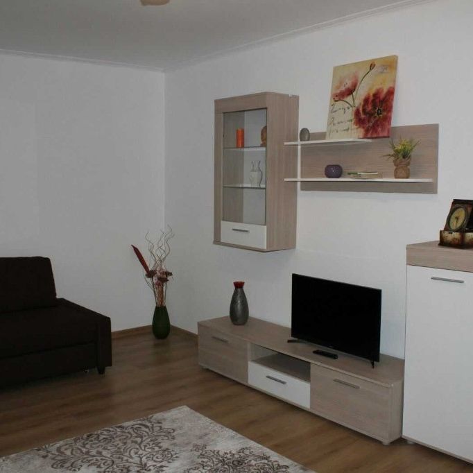 Inchiriere apartament 2 camere zona Soarelui - Photo 1