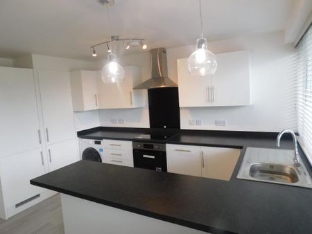 1 bedroom flat to rent - Photo 3