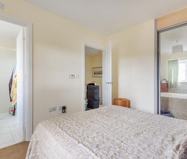 2 bedroom end of terrace house to rent - Photo 4