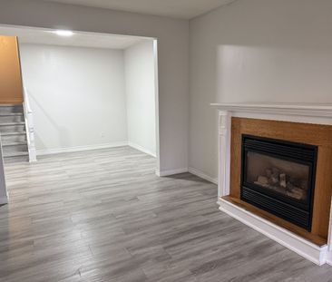 For Lease - 467 Drummerhill Crescent, Waterloo, Ontario - Photo 2