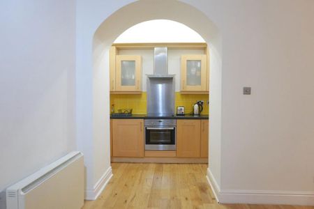 1 bedroom flat to rent - Photo 5