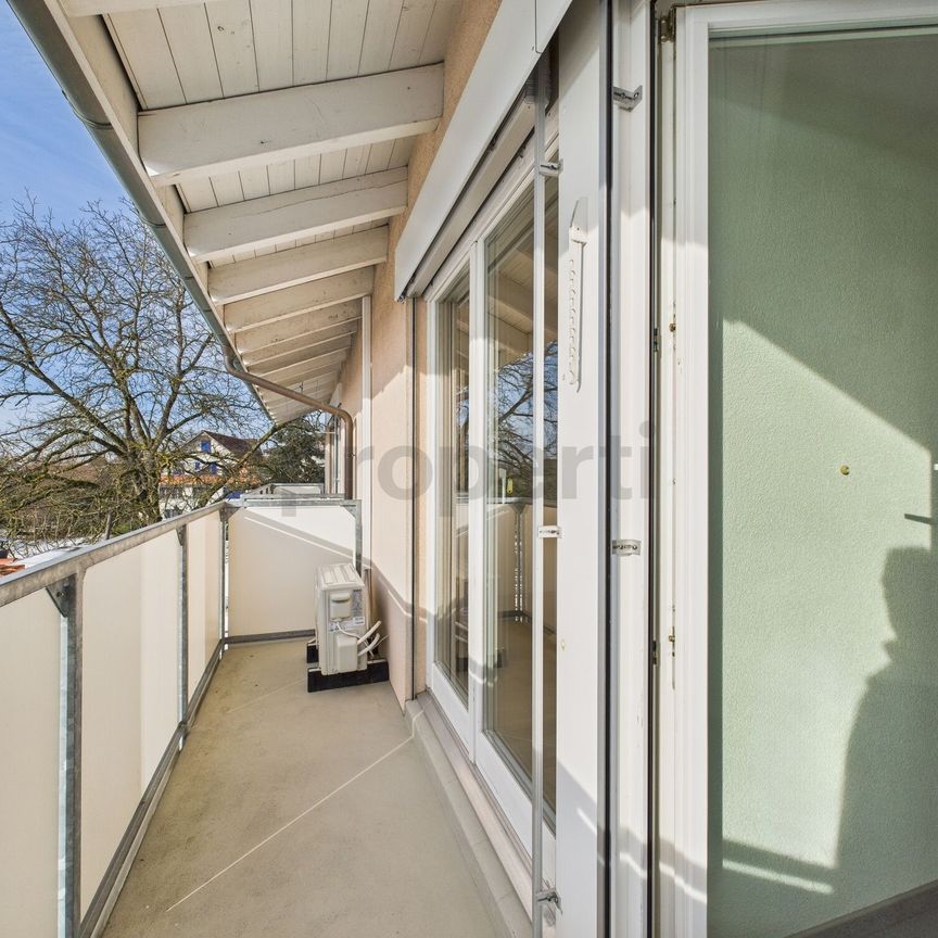 Beautiful 4.5-room single-family house with garden in Ottenbach - Photo 1