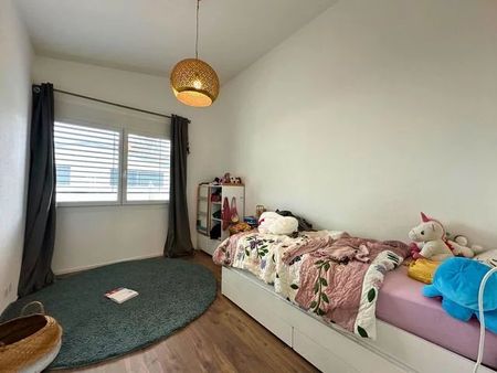 Villa jumelle de 5.5 pièces en duplex - Photo 2