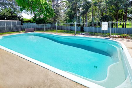 Spacious Family Living with Poolside Entertaining in the Heart of Mulgoa - Photo 2