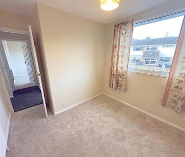 4 bedroom terraced house to rent - Photo 5