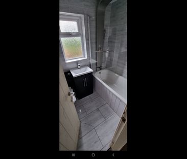 3 Bed Terraced House, Shaftesbury Road, M8 - Photo 4