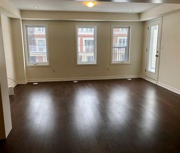 For Lease - 25 Mcgrath Avenue, Richmond Hill, Ontario - Photo 6