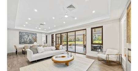 Luxurious Family Home in Tranquil Middle Dural Enclave - Photo 2