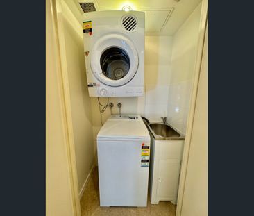 North Facing Refurbished 2 bedroom 1 bath + 2 toilets apartment wit... - Photo 6