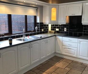 78 Blackthorn Park, Carrickfergus, BT38 8ER - Photo 5