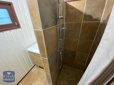 Location Maison 5 pièces 145m² LA POSSESSION 97419 - Photo 3