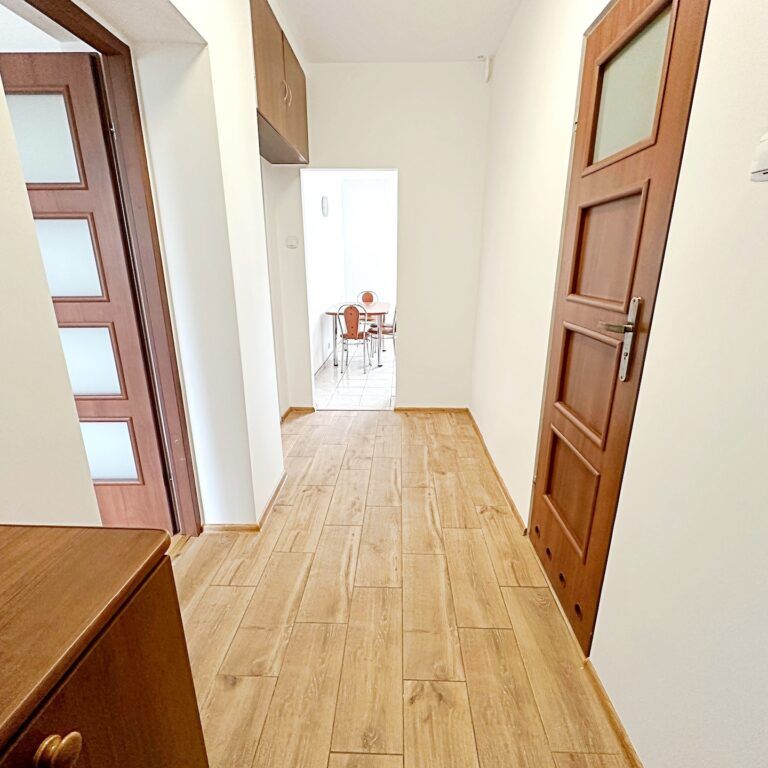 Mieszkanie do wynajęcia 61 m2 – 2 pokoje – 1 piętro, ul. Pułaskiego 32-40 Kalisz - Фото 1