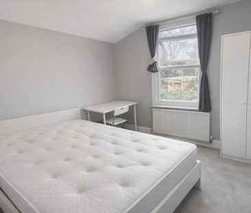 Room in a Shared House, Palmers Road, N11 - Photo 6