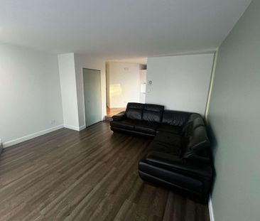 Beau 5 ½ Rénové – Parfait Pour Famille - Photo 2
