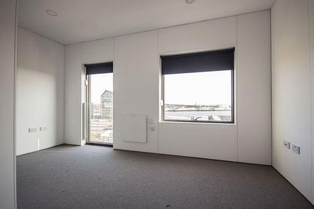 4 bedroom townhouse to rent - Photo 3