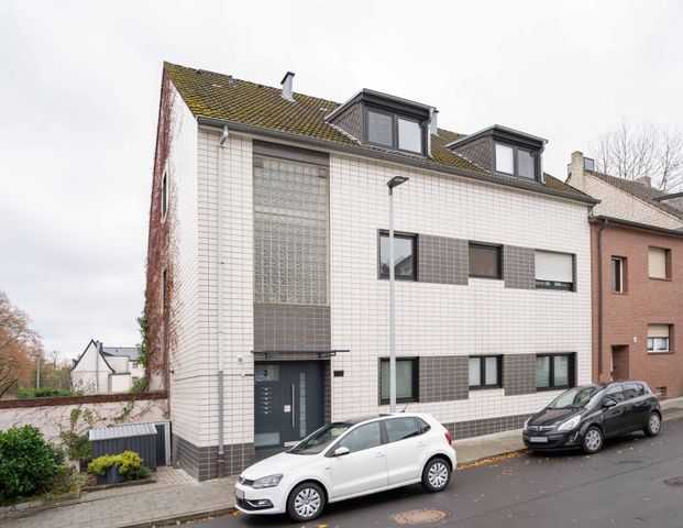 3-Zimmer-Wohnung am Schmölderpark mit Balkon und Garage! - Photo 1